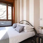 San Babila City Centre Apt